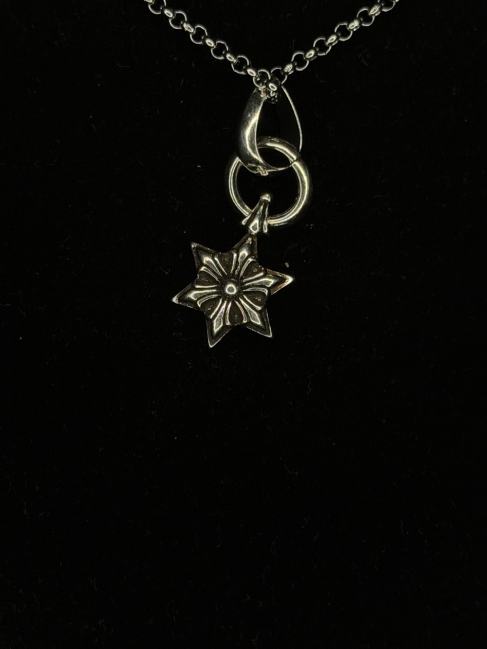 Chrome Hearts Floral Ninja/ Regular Star Unisex Necklace - Picture 3 of 5